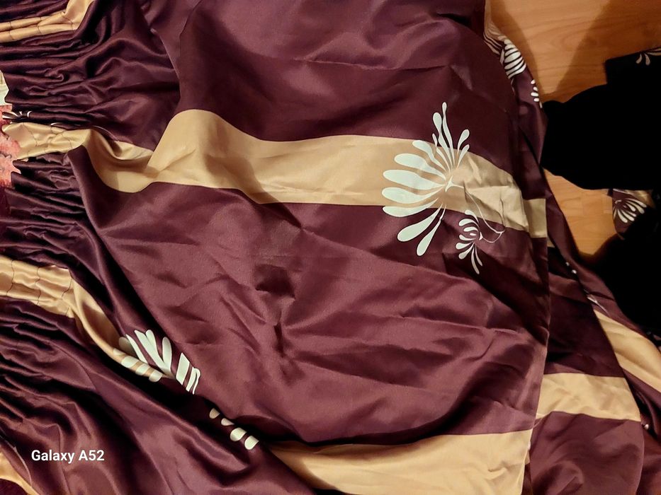 Продавам пердета