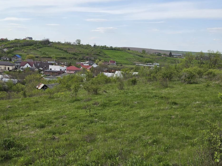 Teren intravilan 3200 mp Comuna Horlesti