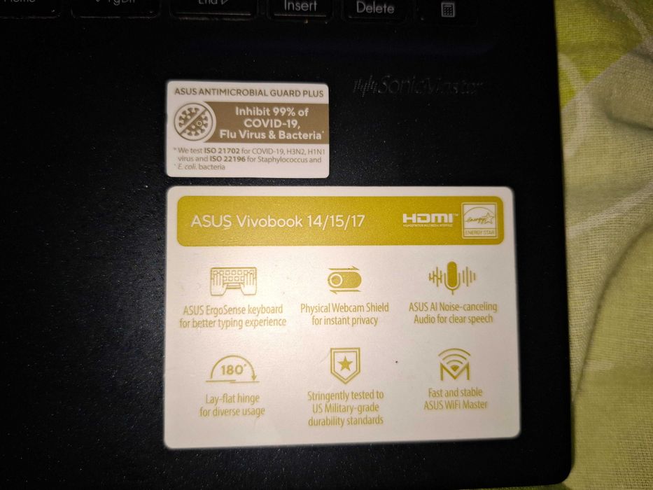 Laptop Asus i3 stare foarte buna!