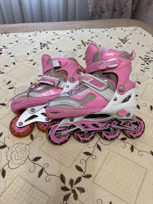 Продам роликовые коньки