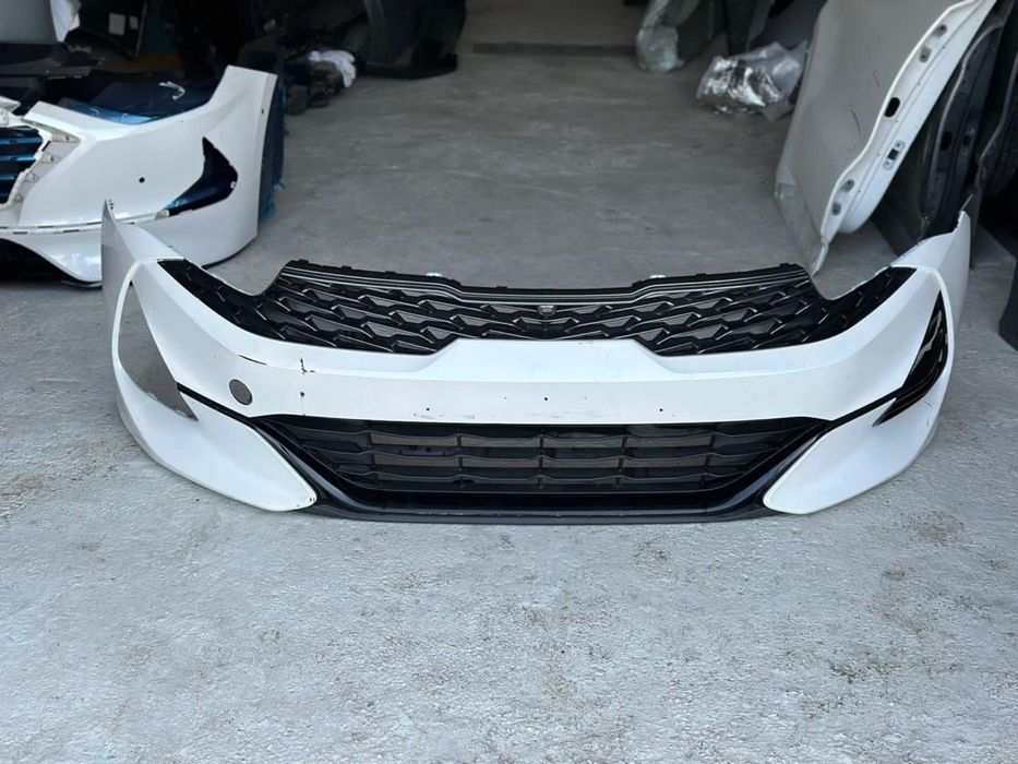 Kia k5 передние бампер Киа к5 бампер