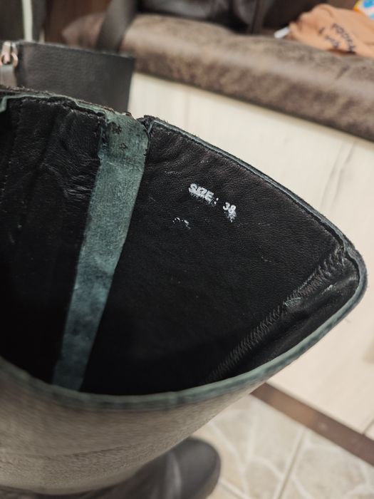 Дамски кожени ботуши TANGO 38н