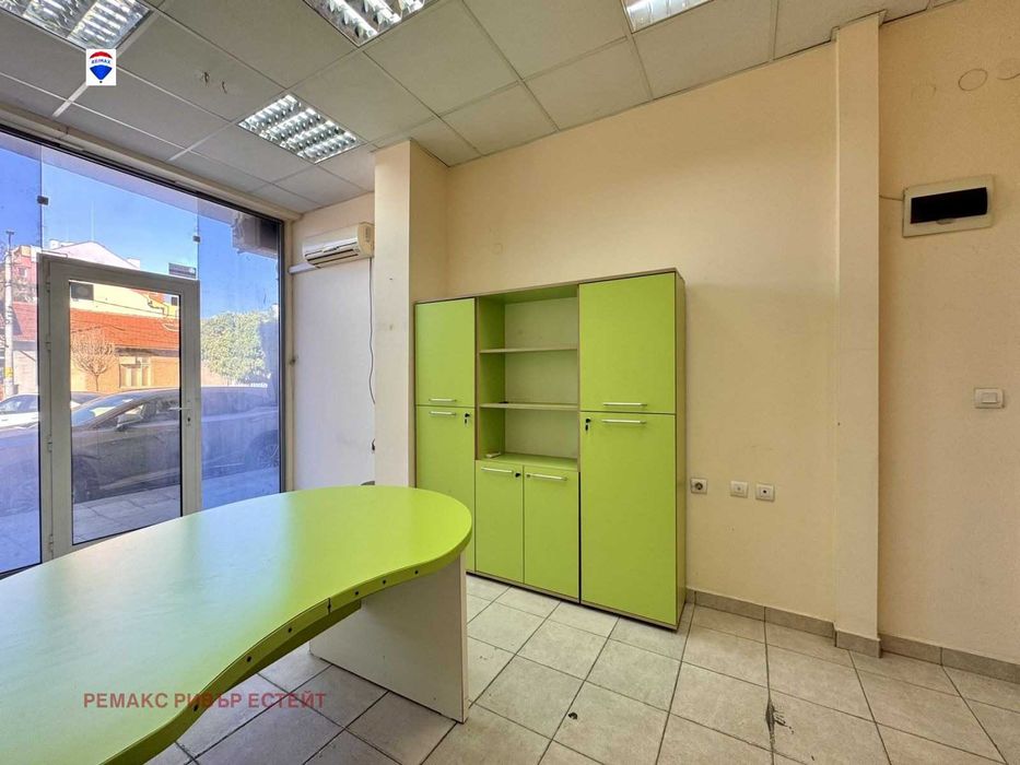 Офис под наем кв. Широк център