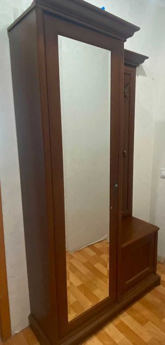 Продам Шкаф для прихожей!