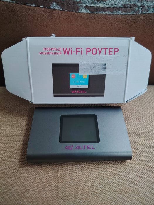 смартфон және вайвай роутер