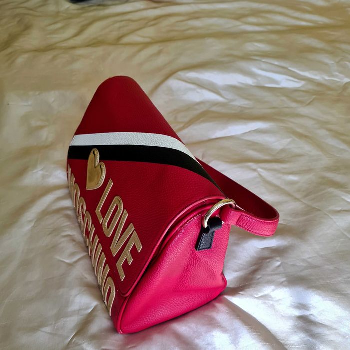 Продавам голяма чанта