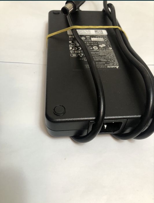 incarcator Delta GA240PE1-00 output 19,5V 12,3A Dell Alienware 7,4/5mm