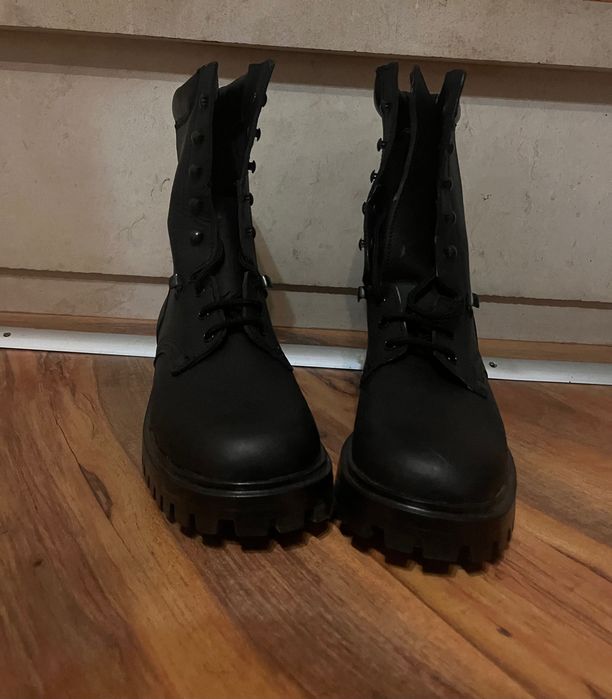 Черни мъжки кубинки