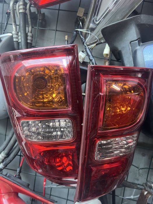 Рав 4 задний стоп 2 поколения