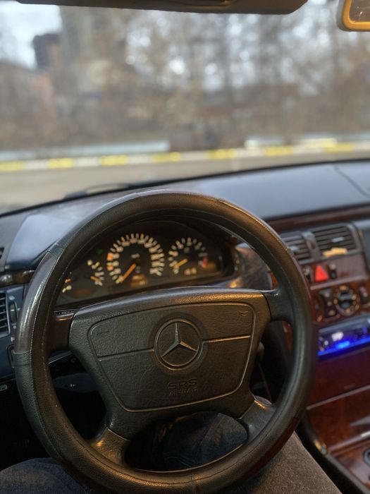 Продам мерседес лупарь