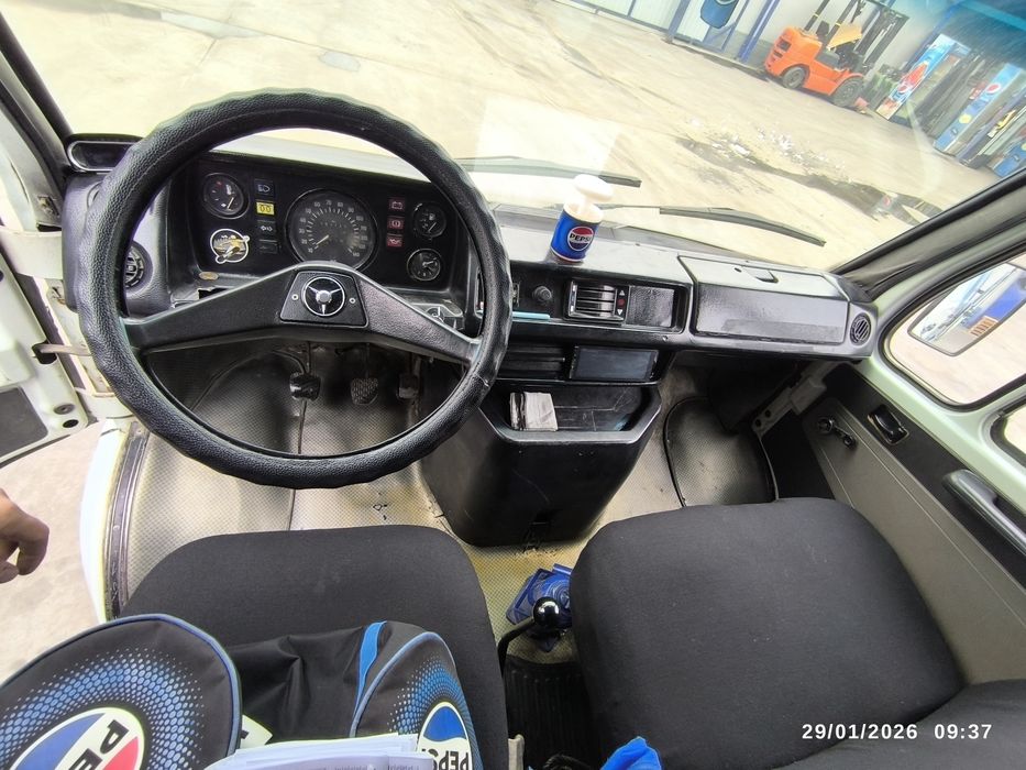 Мерседес спринтер 208 Д холати ало