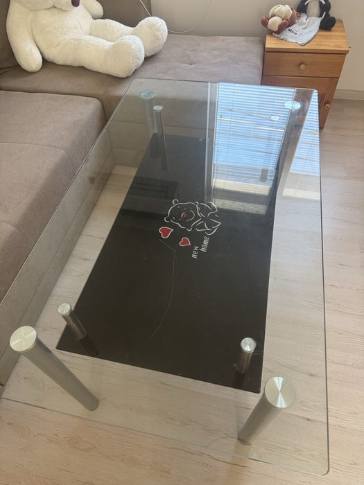 Стъклена маса.