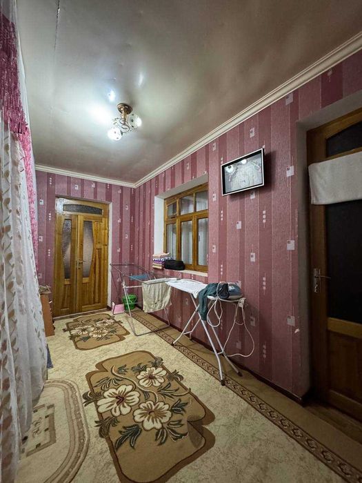 Qibray tumani, Uzumzor. 10 sotihda  katta oilaga 9 honali  uy sotaman.