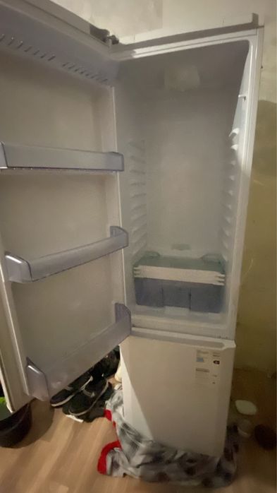 Продам холодильник рабочий