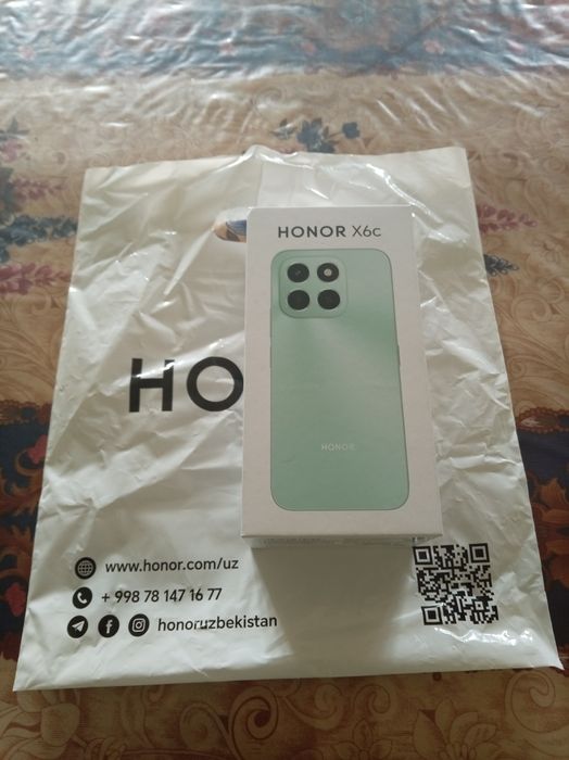HONOR X6c 6+6,128 gb