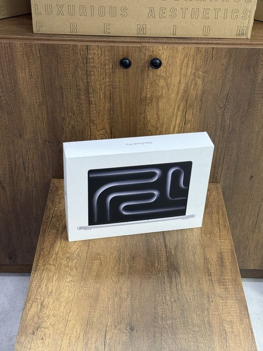 Ноутбук Apple MacBook Pro 14 • M5 • 1024GB