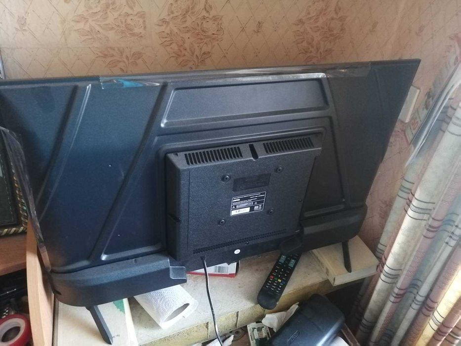 Телевизор ARG LD32D6000 (81см) в отличном состоянии