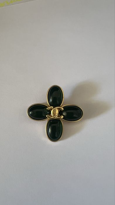 Брошь Шанель Chanel