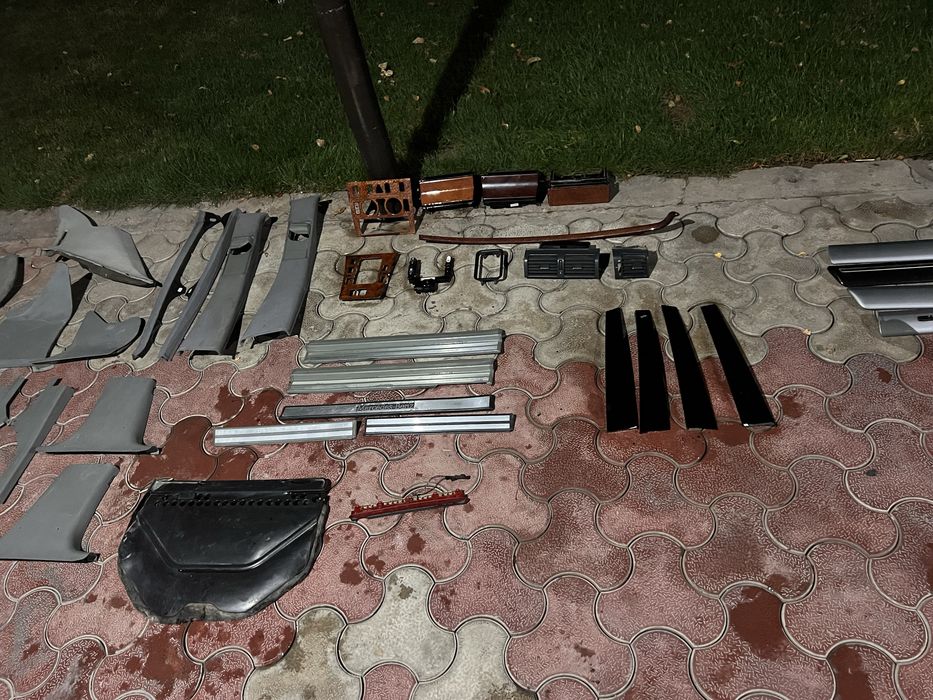 Продам запчасти мерседес w210