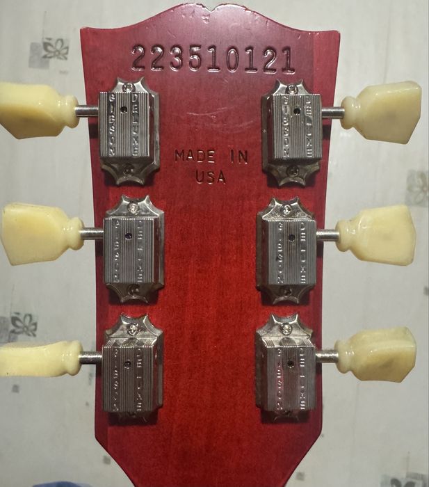 Gibson Les Paul Tribute CherryBurst