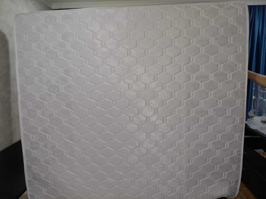 Продаю матрас новый