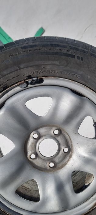 Продам комплект колёс 205/65/15