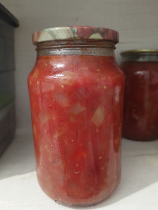 Лечо, помидоры в собственном соку