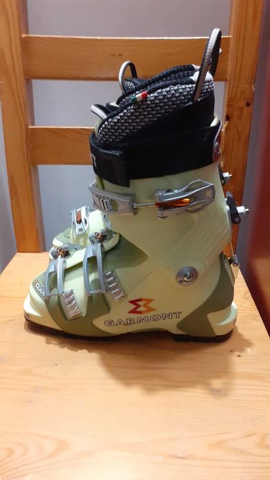 Туринг точкови ски обувки