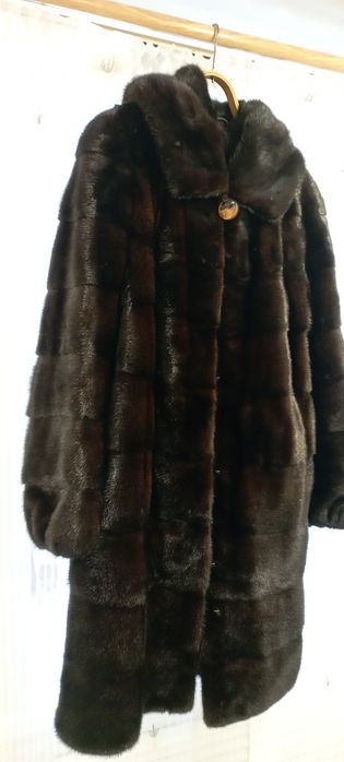 Продам норковую шубу