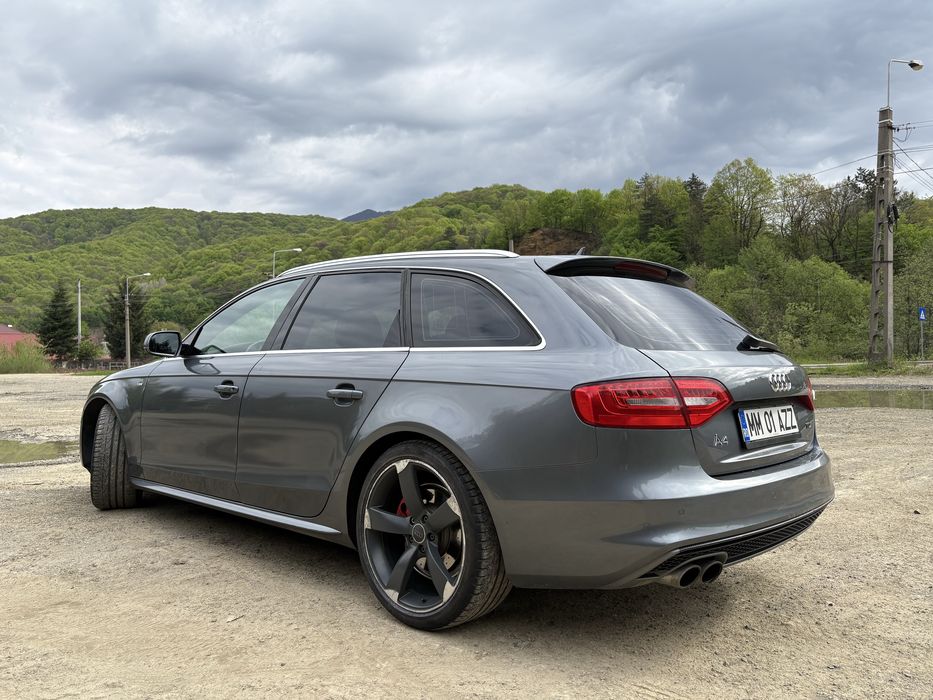Audi A4 Avant 3XS Line, motor 2.0, 2014, Automat, 211xxx km Jante RS R19