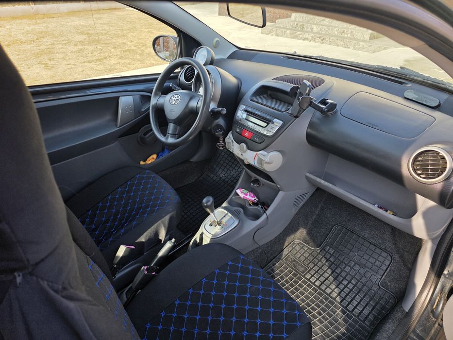 Vand Toyota Aygo ,masina ideala pt oras extrem de fiabila cu un consum
