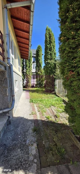 Vila cu 7 camere de vanzare in Busteni
