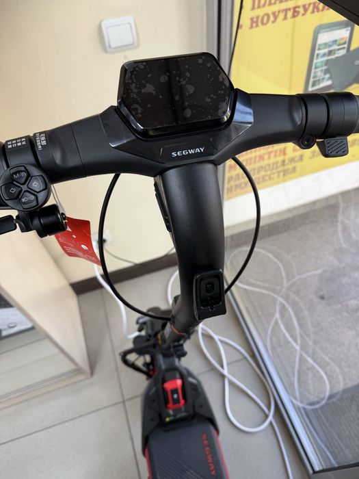 Электросамокат Segway ZT3 Pro