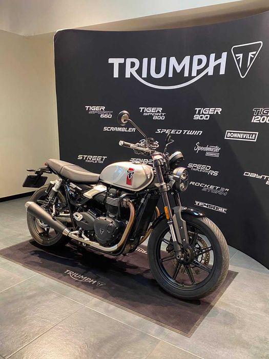 Motocicleta Triumph Speed Twin 900 2025 Second | Rate | Leasing