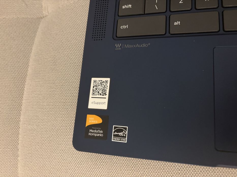 Laptop Chromebook lenovo Ip slim 3 ca nou