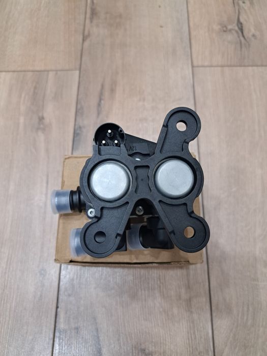 Клапан печки Бмв Е34 новый