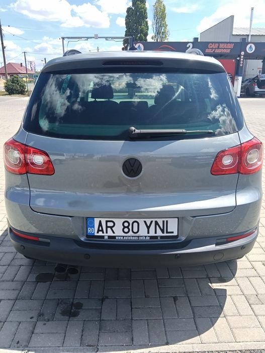 Vând Volskwagen Tiguan 1,4 benzină, gri, 2008, preț 5300 EUR NEGOCIABIL  Tel 0734194375