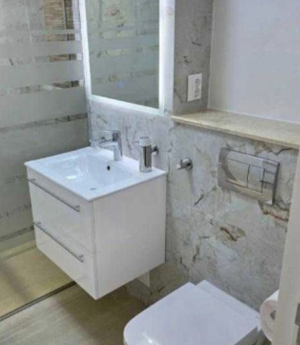 Vand garsoniera confort 1,  amenajat modern, Tudor,etaj 1, zona Livezeni!