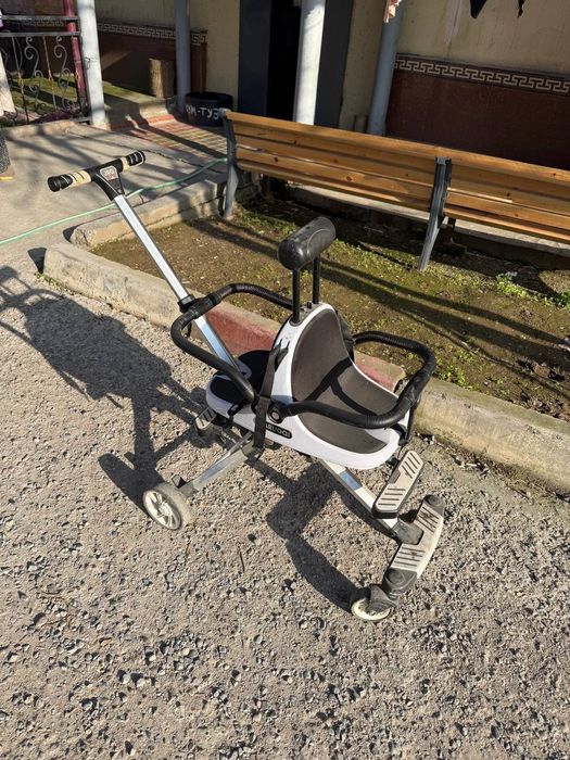 Kolyaska egizaklar uchun