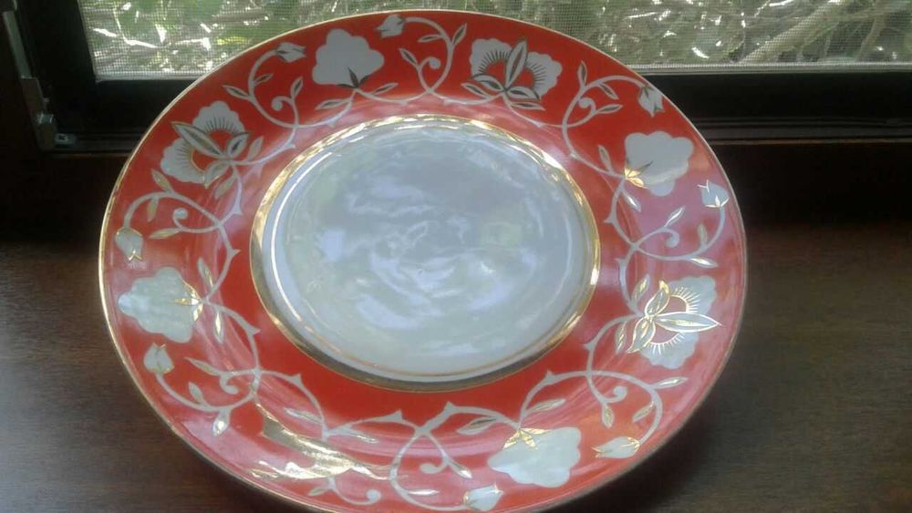 Набор винтажной посуды "ЗОЛОТОЙ ОЛЕНЬ" Ташкентского Фарфорового завода