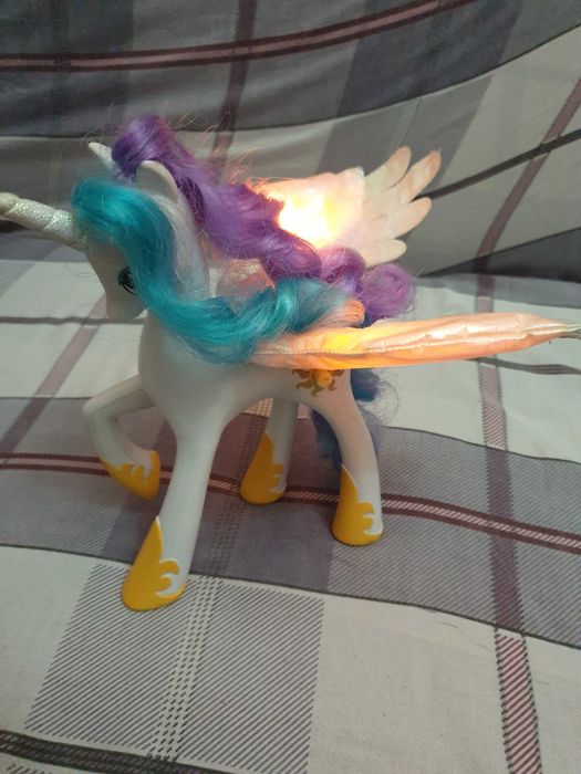 Продам игрушку my little pony принцесса селестия