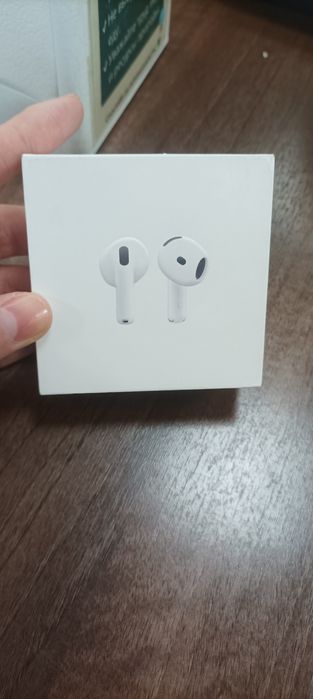 Airpods 4 продается