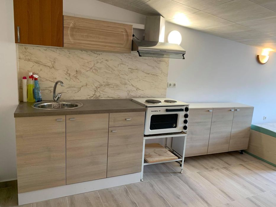 Дава се под наем Едностаен апартамент в София, Изток - 30 кв.м за 383.52 € - Снимка #1