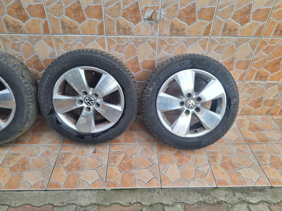 Jante aliaj PERTH originale  VW Golf 205/55R16 anvelope Michelin All S
