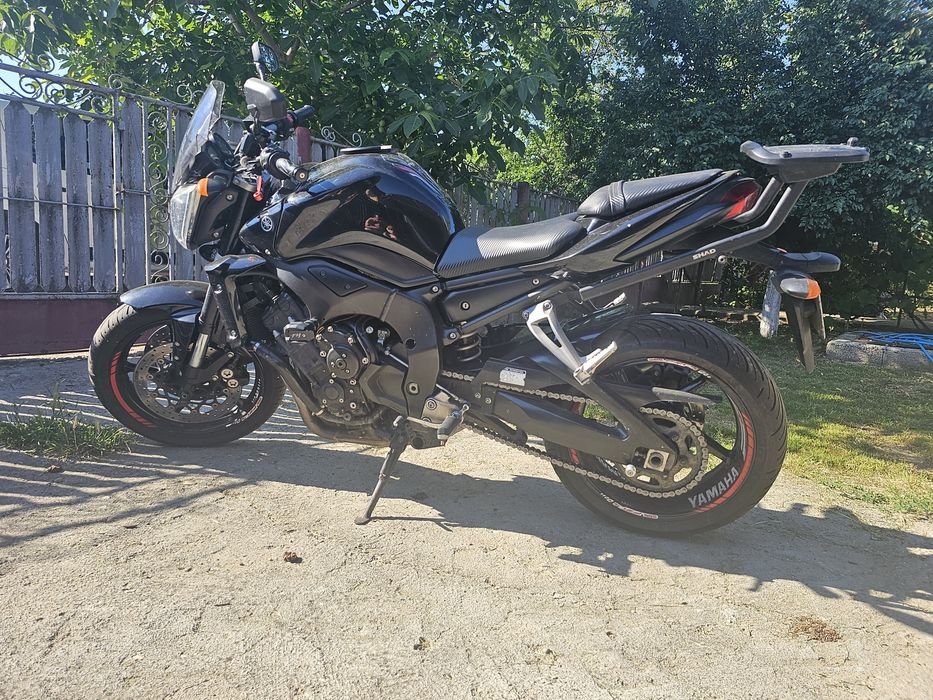Motocicleta Yamaha fz1 N