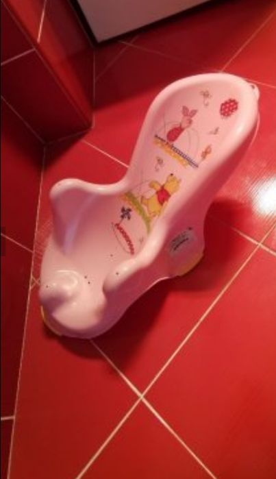 Корито детско със стойка и стойка за къпане