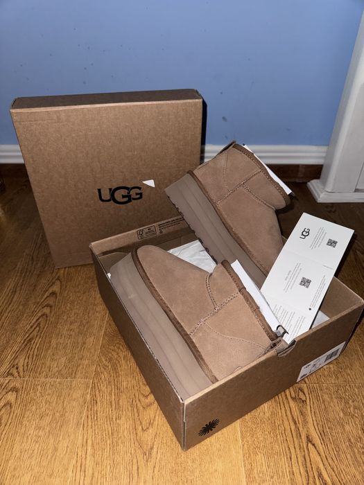 Ghete bej UGG femei