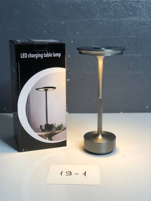 Беспроводная сенсорная настольная Лампа