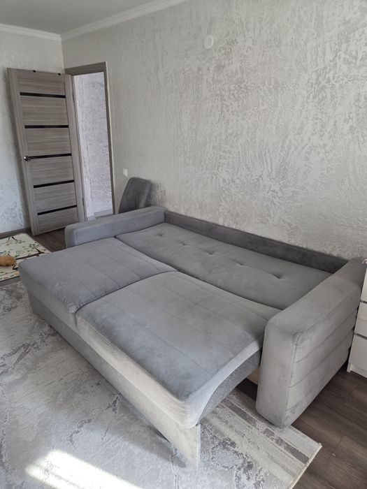 Продаётся диван в хорошем состоянии