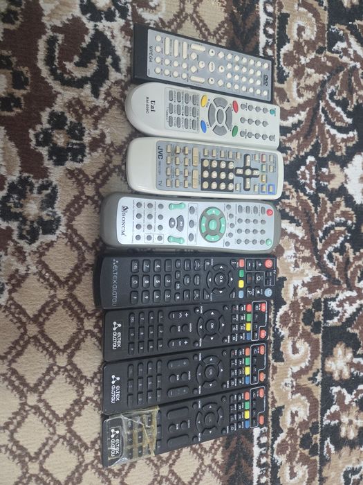 Пульты для TV или DVD